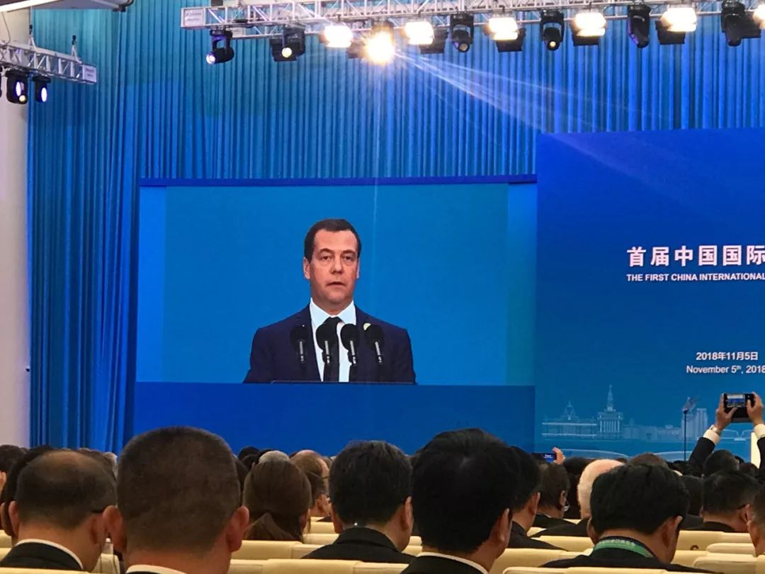 時政新聞眼｜開幕式結束后，習近平“巡館”看了些什么？