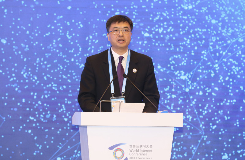 河北省常委、副省長，雄安新區(qū)黨工委書記、管委會主任陳剛發(fā)言