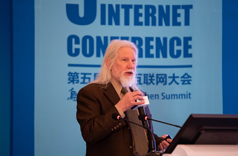 惠特菲爾德?迪菲：預見互聯網未來