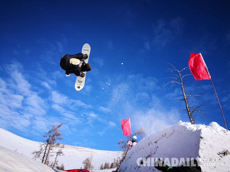 【改革開放40年】基層行：冬季來新疆滑雪！新疆可可托海實現工礦區到旅游區轉型