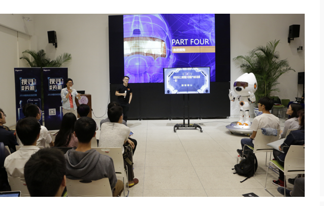 這家公司為了校招真是拼了:CEO現(xiàn)場freestyle滑板鞋,還請來機(jī)器