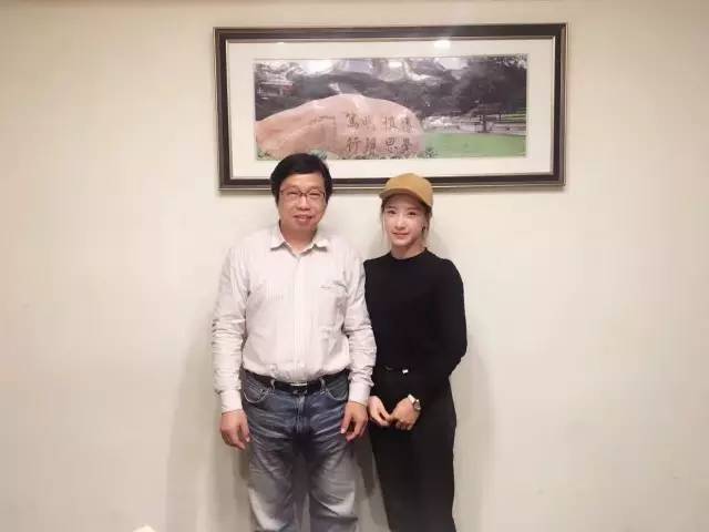 最美蹦床冠軍拜名師 也跨界進娛樂圈？